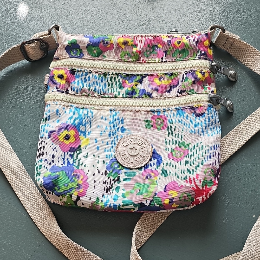 Floral Crossbody Small Bag By‎ Kipling. Grat For Shopping.